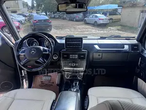 Mercedes-Benz G-Class G63 AMG 4dr SUV 4WD (5.5L 8cyl Turbo 7A) 2014