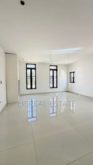 4bdrm Duplex in Kaura for rent