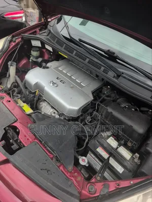 Toyota Sienna 2008 Red