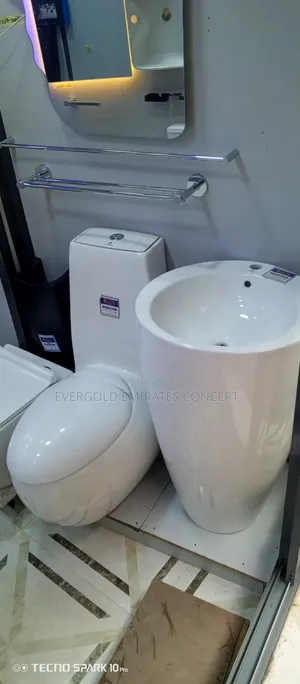 Executive Egg Shape Mini Set Water Closet