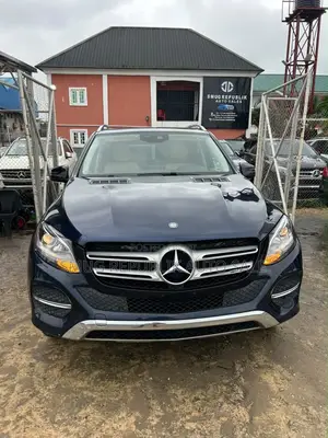 Mercedes-Benz GLE-Class 2016 Blue