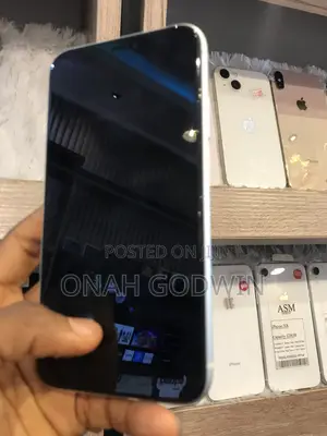 Apple iPhone 11 128 GB White