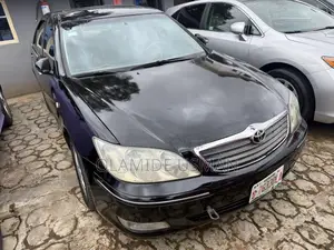 Toyota Camry XLE 4dr Sedan (2.4L 4cyl 4A) 2003 Black