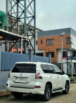 Lexus GX 460 Luxury 2015 White