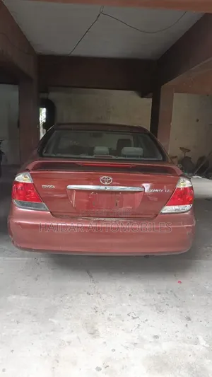 Toyota Camry 2006 Red