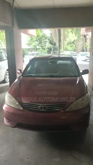 Toyota Camry 2006 Red