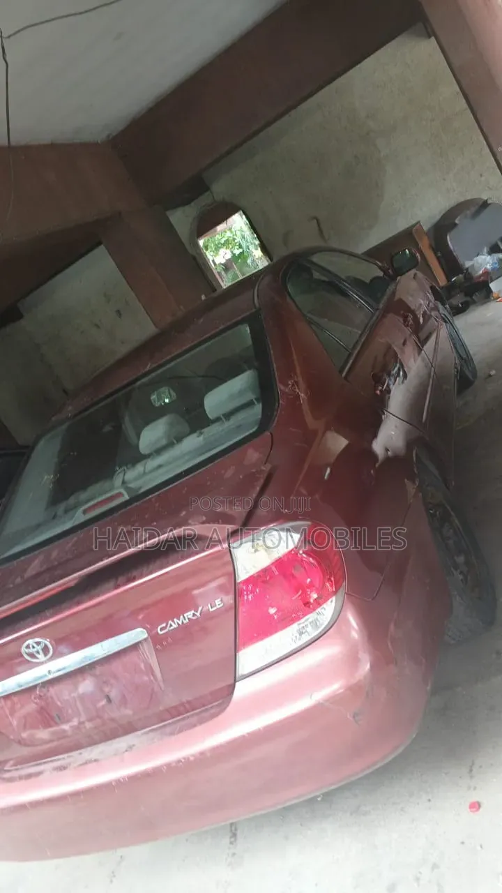 Toyota Camry 2006 Red