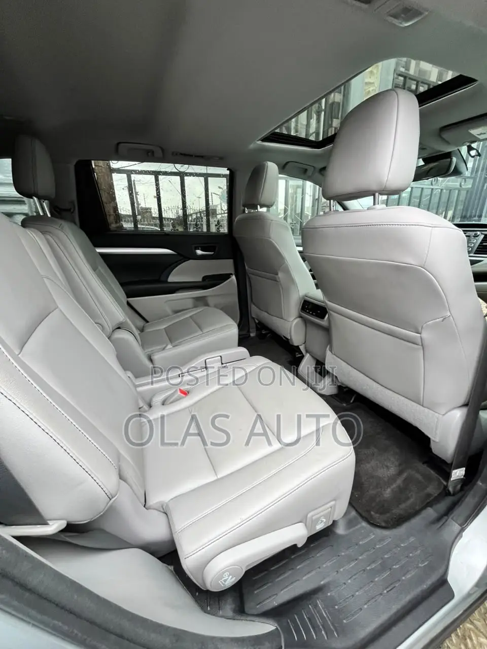 Toyota Highlander 2017 Silver