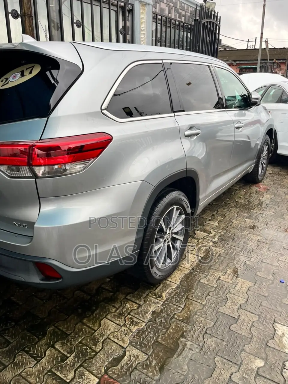Toyota Highlander 2017 Silver