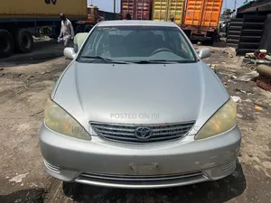 Toyota Camry 2006 Silver