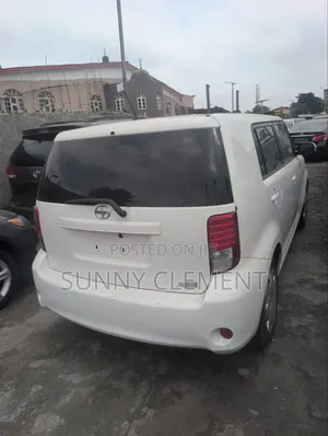 Scion xB 2012 White