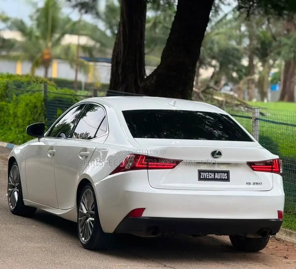 Lexus IS 250 2015 White