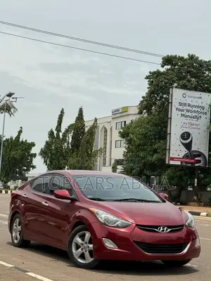 Hyundai Elantra 2012 Red