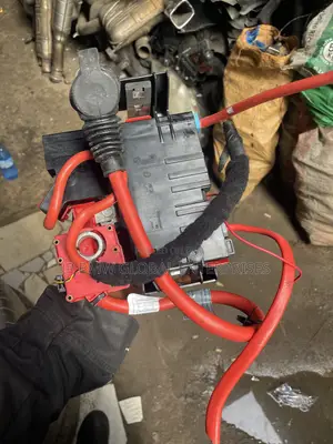 BMW Battery Terminal X6 5.0 Engine
