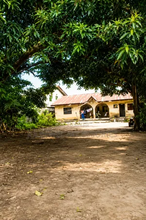 Furnished 3bdrm Bungalow in Iba / Ojo for sale