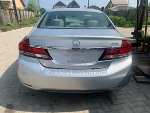 Honda Civic EX 4dr Sedan (1.8L 4cyl CVT) 2014 Silver