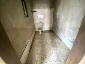 1bdrm Bedsitter in Ado Roundabout Axis, Ajah for rent