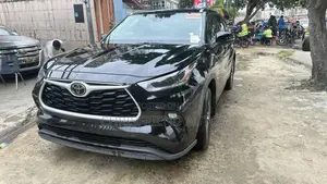 Toyota Highlander XLE 2021 Black