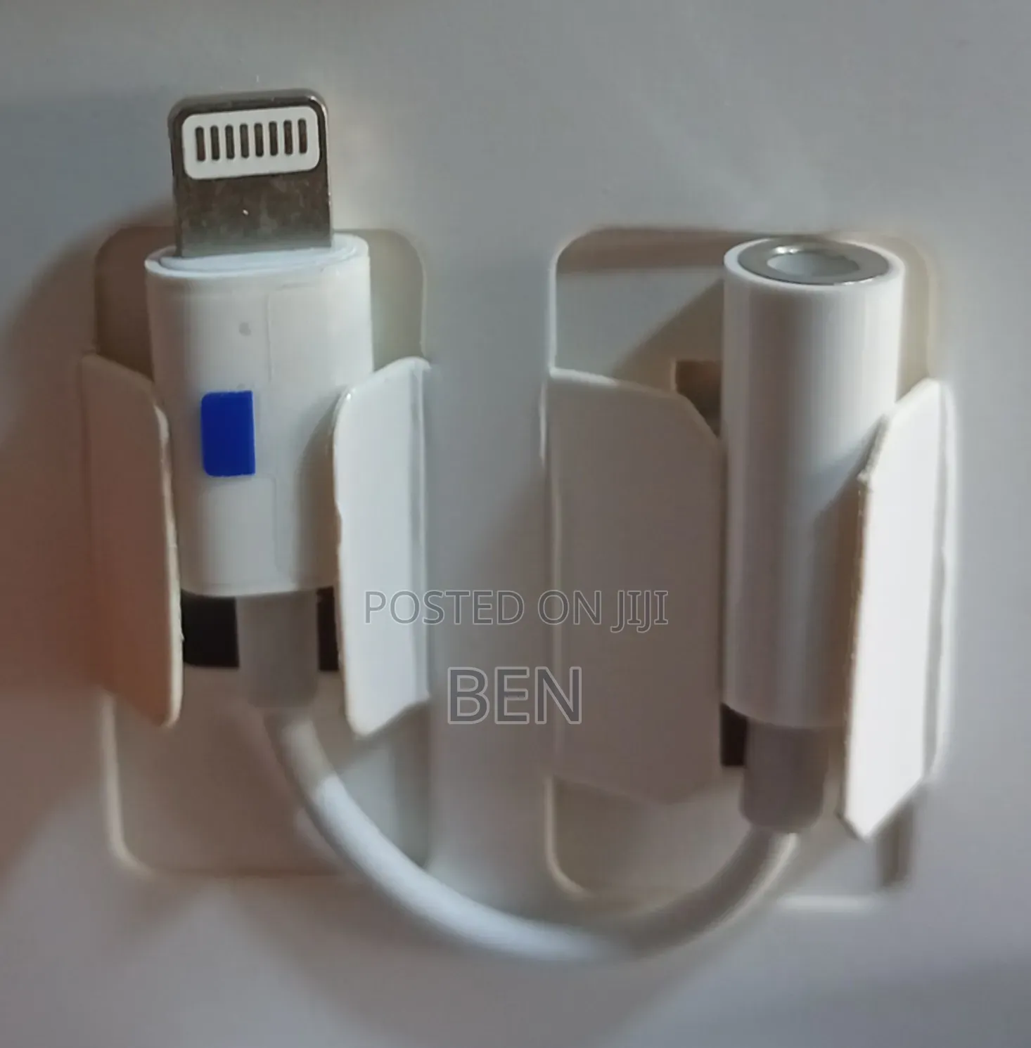Apple Lightning to 3.5mm Headphone Adapter Jack