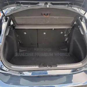 Toyota Corolla SE 2021 Pearl
