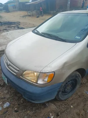 Toyota Sienna CE 2002 Gray