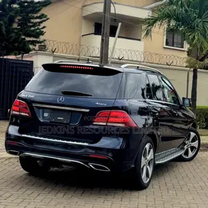 Mercedes-Benz GLE-Class GLE 350 2017 Blue