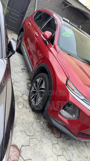 Hyundai Santa Fe 2019 Red