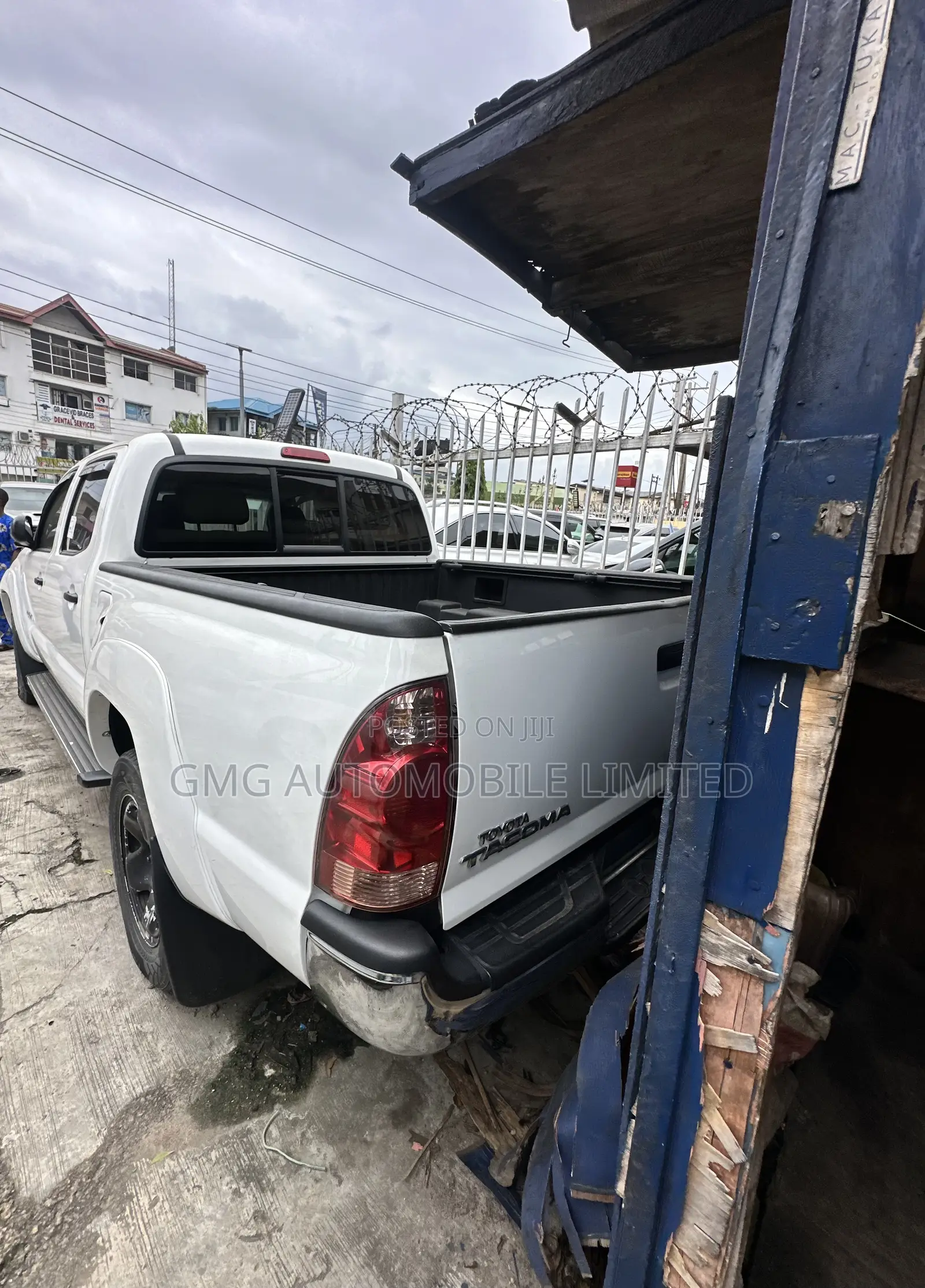 Toyota Tacoma 2007 White