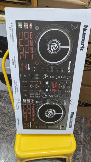 Numark DJ Controller