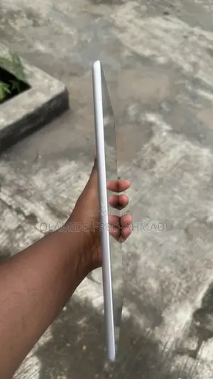 Apple iPad 10.2 (2021) 256 GB Silver