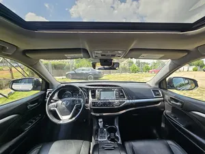 Toyota Highlander 2017 Gray