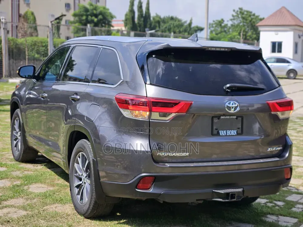 Toyota Highlander 2017 Gray