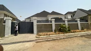 4bdrm Bungalow in Mab Global Estate, Bunkoro for sale