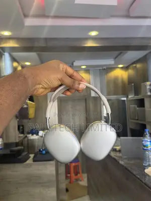 Apple AirPod Max 1st Generation