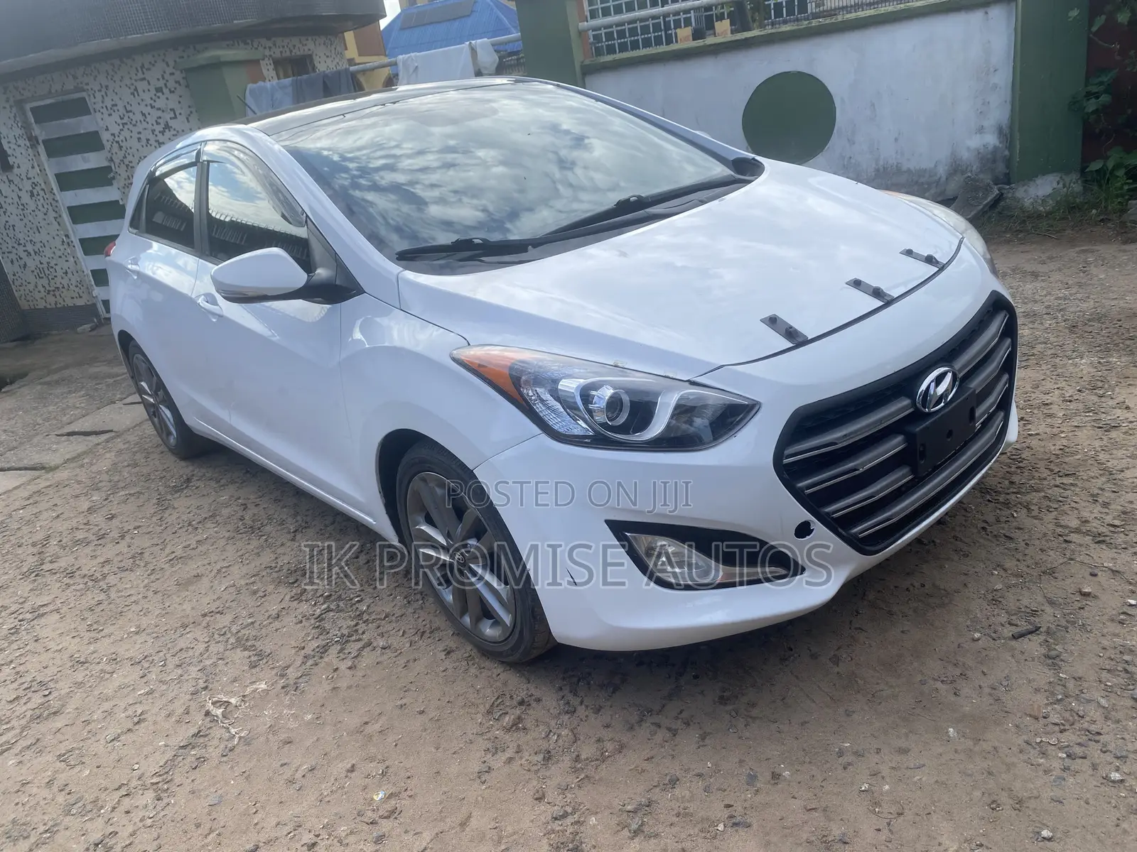 Hyundai Elantra 2017 White