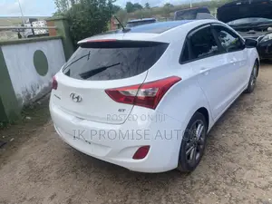 Hyundai Elantra 2017 White