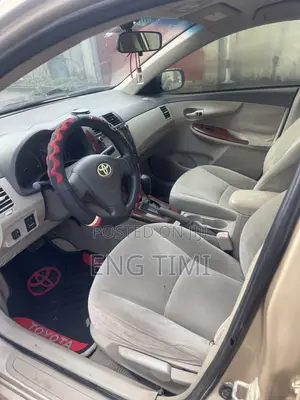 Toyota Corolla 2009 Gold