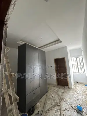 Mini Flat in Chinese Estate, Ado / Ajah for rent