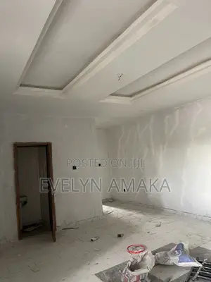 Mini Flat in Chinese Estate, Ado / Ajah for rent