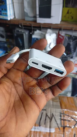 3 in 1 Lightning to Digital AV Multiport Adapter