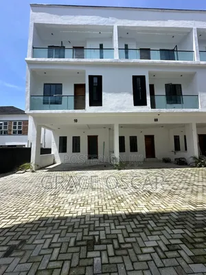 4bdrm Duplex in Lekki Expressway for rent
