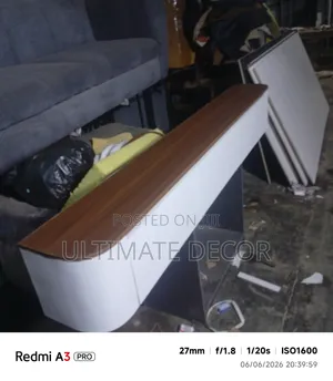 6ft Curve TV Console