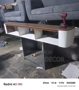 6ft Curve TV Console
