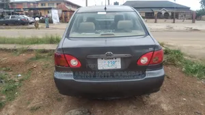 Toyota Corolla 2004 Gray
