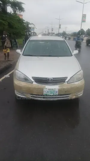 Toyota Camry 2004 Silver