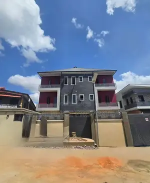 3bdrm Apartment in Gbagada for sale