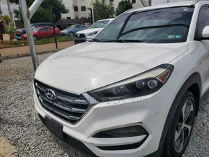 Hyundai Tucson 2015 White