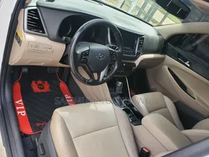 Hyundai Tucson 2015 White
