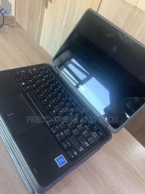 New Laptop Dell Latitude 3190 8GB Intel Pentium SSD 128GB