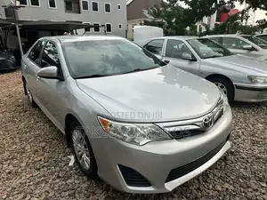 Toyota Camry L 4dr Sedan (2.5L 4cyl 6A) 2014 Silver